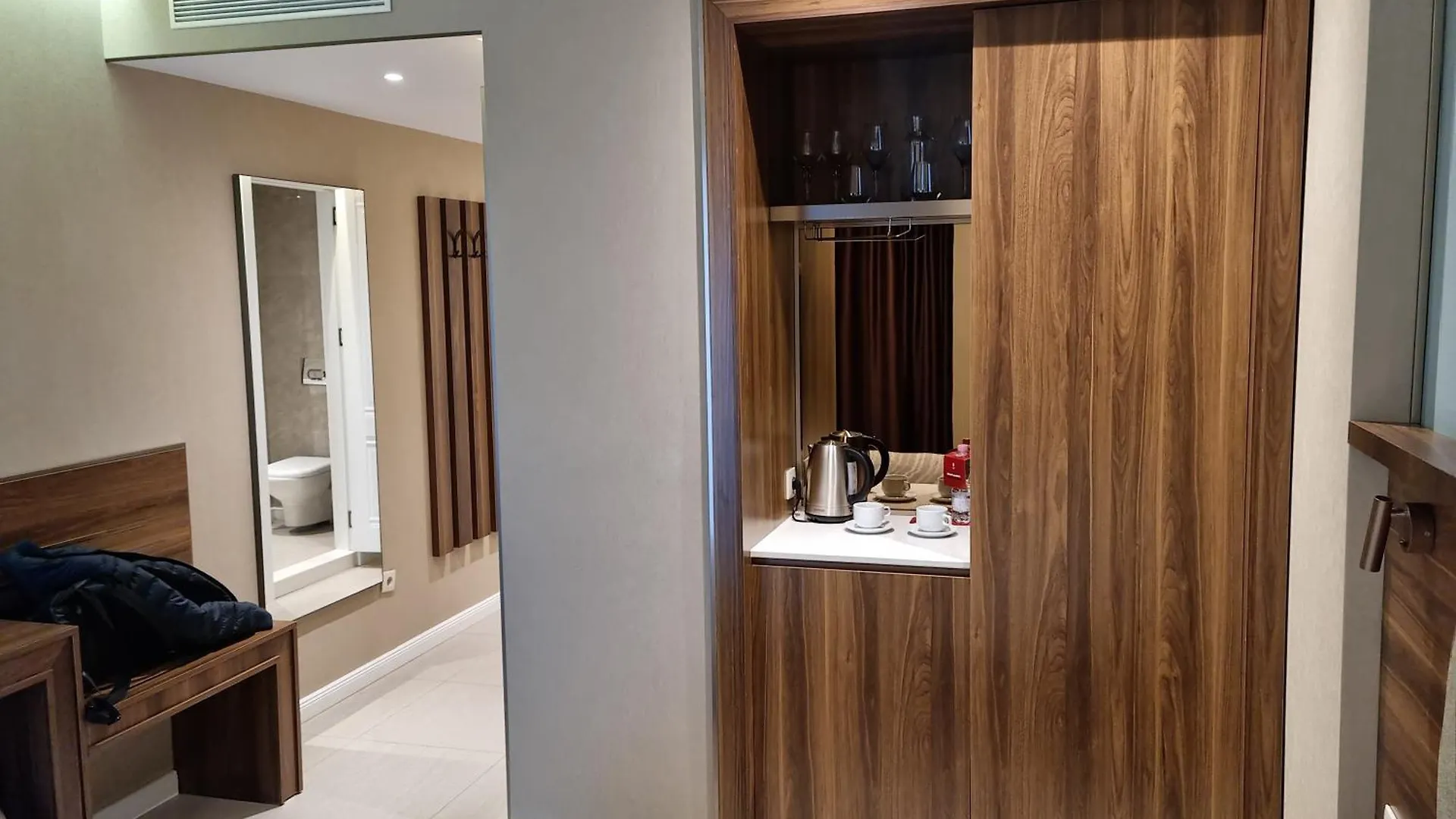 Studio Apartment 바투미 0*,